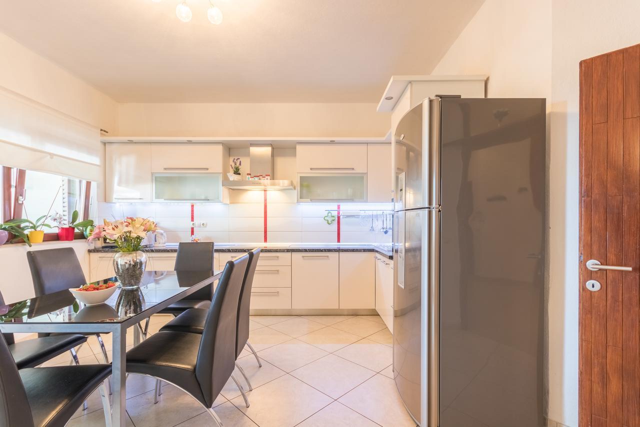 Grand View Apartments Сплит Екстериор снимка